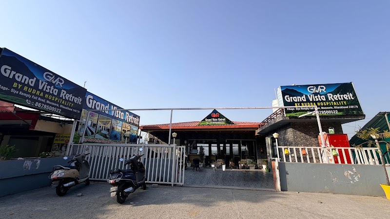Grand Vista Retreit Hotel