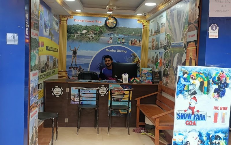 Jenesus Tour and Travels- Adventure Sports,Scuba Diving,Water Sports,Dudhsagar Waterfall,Island Trip,Dolphin trip - Jenesus Tour and Travels- Adventure Sports,Scuba Diving,Water Sports,Dudhsagar Waterfall,Island Trip,Dolphin trip, 1/5, Jerry Place, opp. Raza the shoping mall, Near Calangute Beach, Calangute, Goa 403516, India