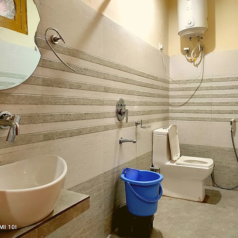 River View Forest Cottage - River View Forest Cottage H9R2+8GR, NH 305, Jibhi, Rashala, Himachal Pradesh 175123, India