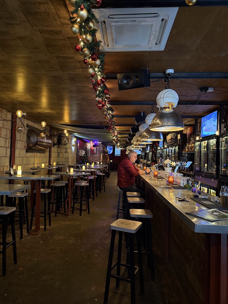 Drinkers Pub - Drinkers Pub Kerkstraat 11, 5611 GH Eindhoven, Netherlands