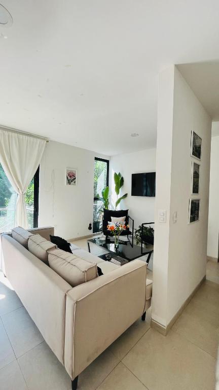 Habitación doble en departamento compartido - Habitación doble en departamento compartido, Av. Coyoacán 1129, Col del Valle Sur, Benito Juárez, 03104 Ciudad de México, CDMX, Mexico