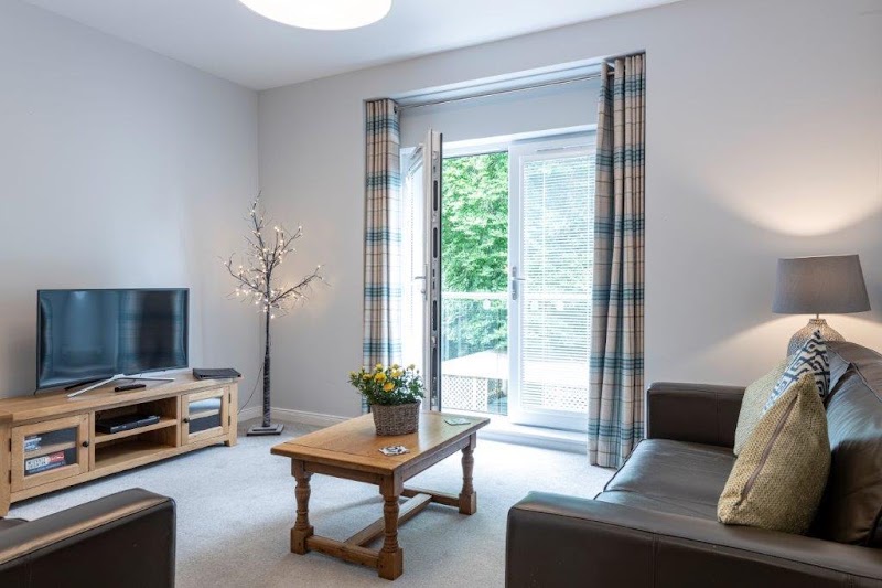 Inverness City Suites - Luxury Serviced Apartments - Inverness City Suites - Luxury Serviced Apartments, 2-7 High St, Inverness IV1 1HY, UK