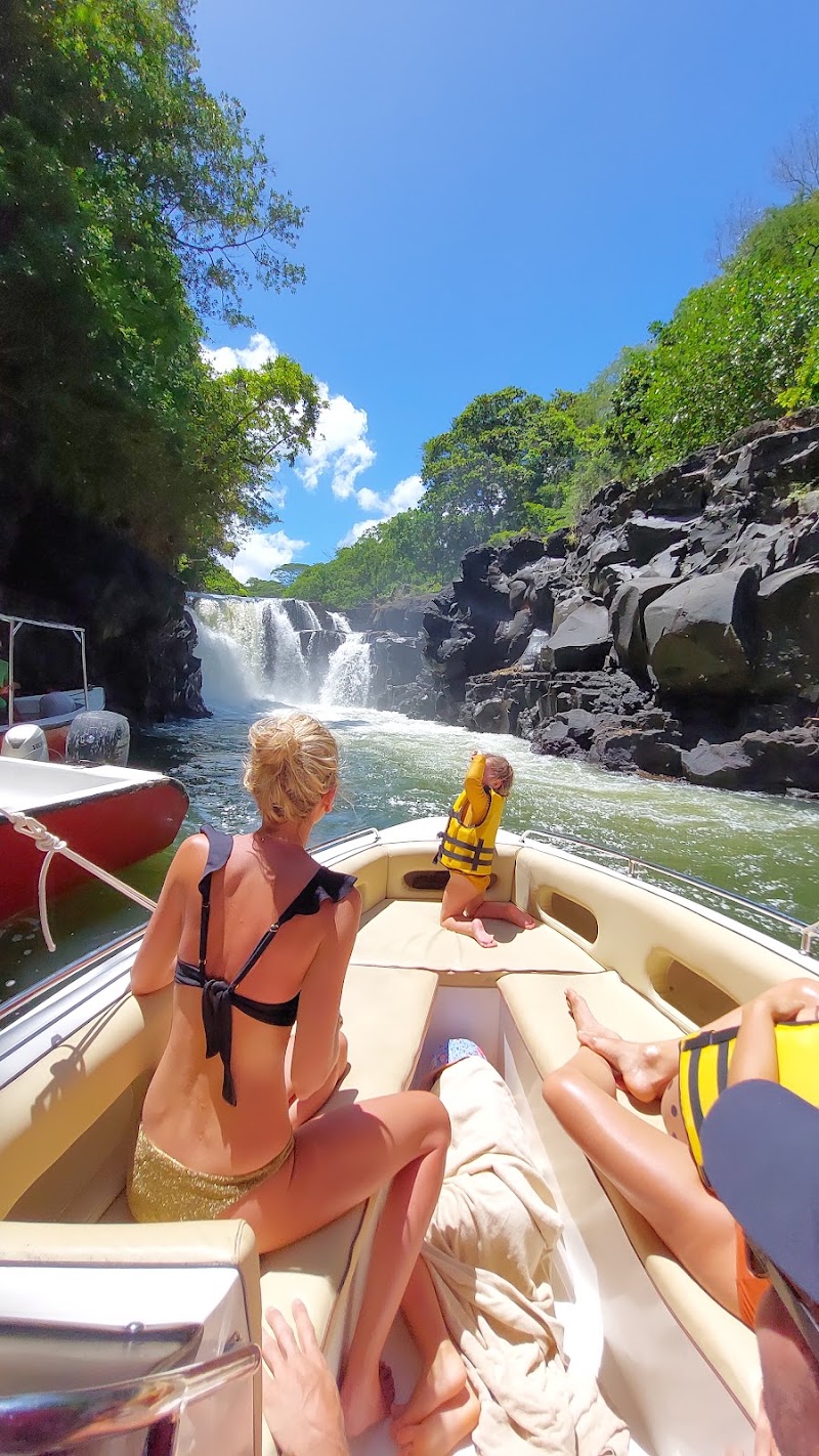 Excursion Ile aux Cerfs | Catamaran Tour | Five Islands Speed boat Tour | BEST Mauritius - Excursion Ile aux Cerfs | Catamaran Tour | Five Islands Speed boat Tour | BEST Mauritius 80 Millionaire Rd, La Pelouse MU, Trou d'Eau Douce 42207, Mauritius