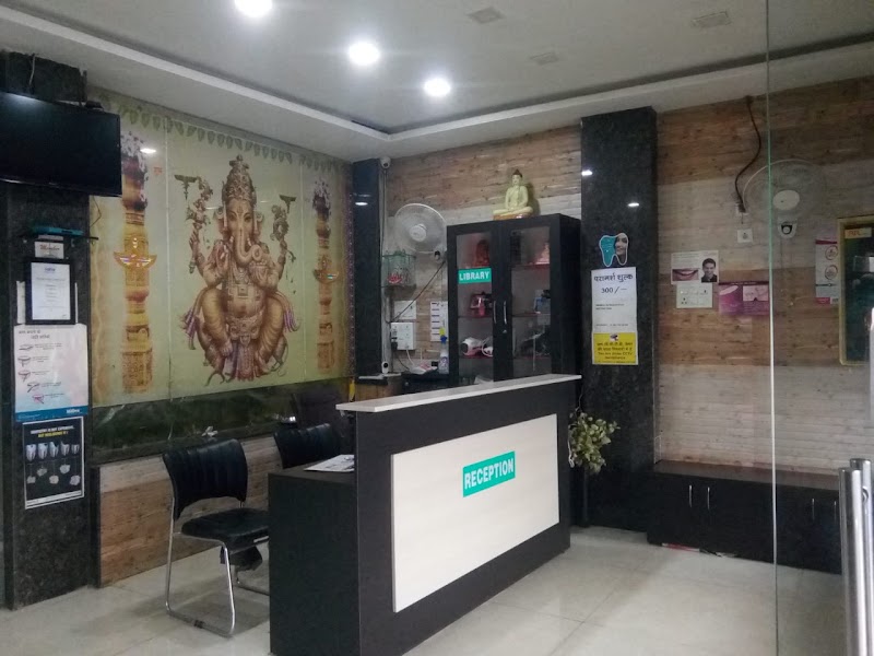 Vrinda Centre - Vrinda Centre, Opposite, Durga Mandir Rd, near Shyam talkies chowk, Budhapara, Raipur, Chhattisgarh 492001, India