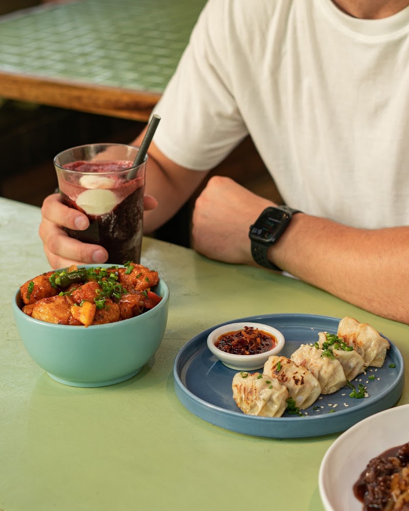 Island Wok Berawa - Island Wok Berawa Jalan Pantai Berawa, Tibubeneng, Canggu, Kec. Kuta Utara, Kabupaten Badung, Bali 80361, Indonesia