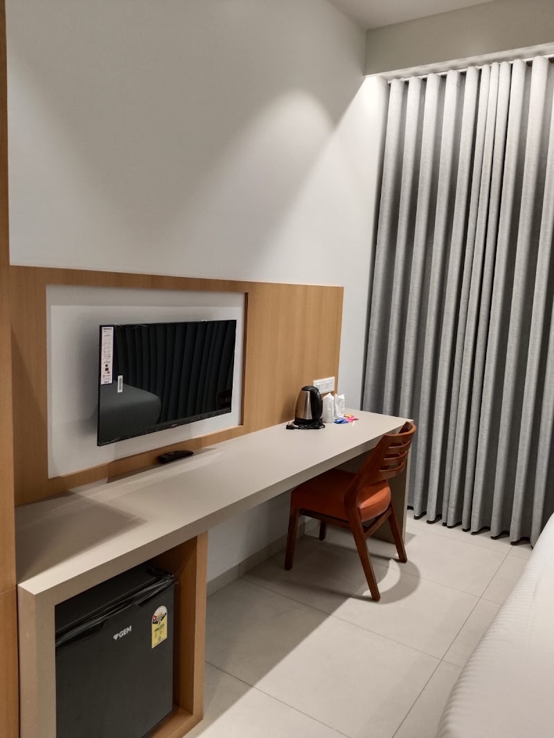 BALAJI HOTEL - BALAJI HOTEL, Somnath Bypass Rd, near Somnath Railway Station, behind Hotel Fern, Somnath, Gujarat 362265, India