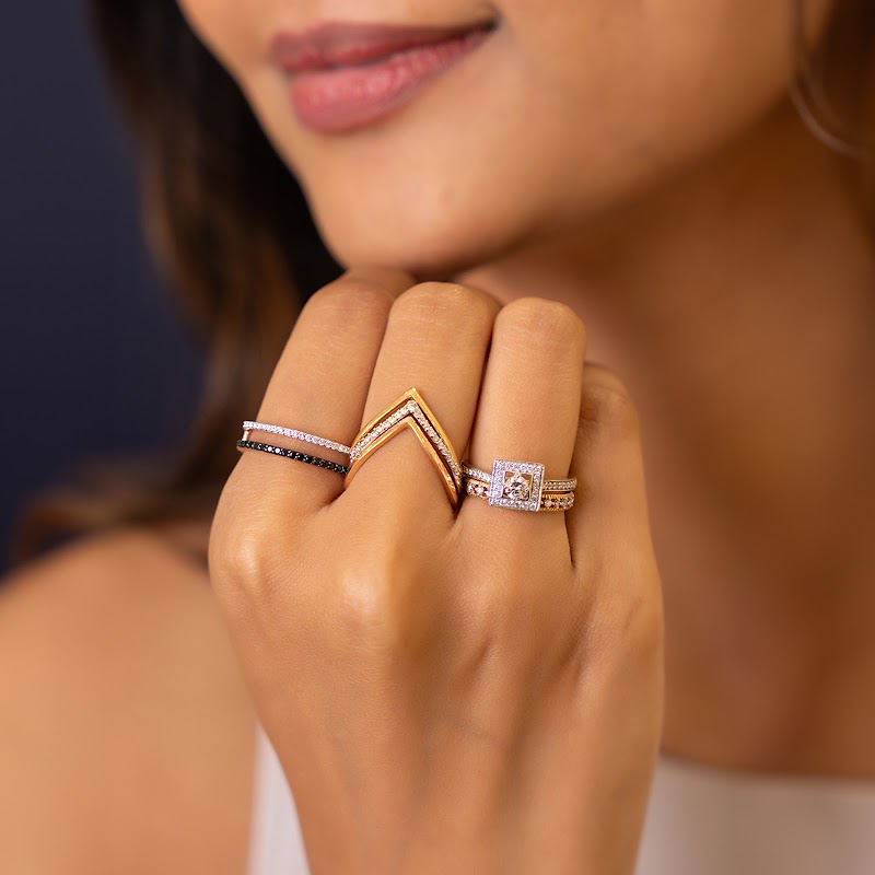 BlueStone Jewellery Good Earth City Centre Mall, Gurgaon - BlueStone Jewellery Good Earth City Centre Mall, Gurgaon Unit no.15, GF,Good Earth City Centre, Pocket H, Nirvana, Sector 50, Gurugram, Haryana 122018, India