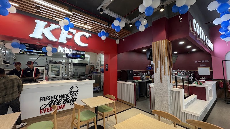 KFC - KFC Food Court Bhuntar, near BP Petrol Pump, Aut, Nagwain, Himachal Pradesh 175121, India