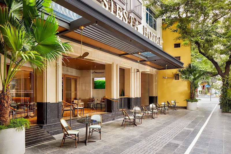 La Siesta Premium Lakeside