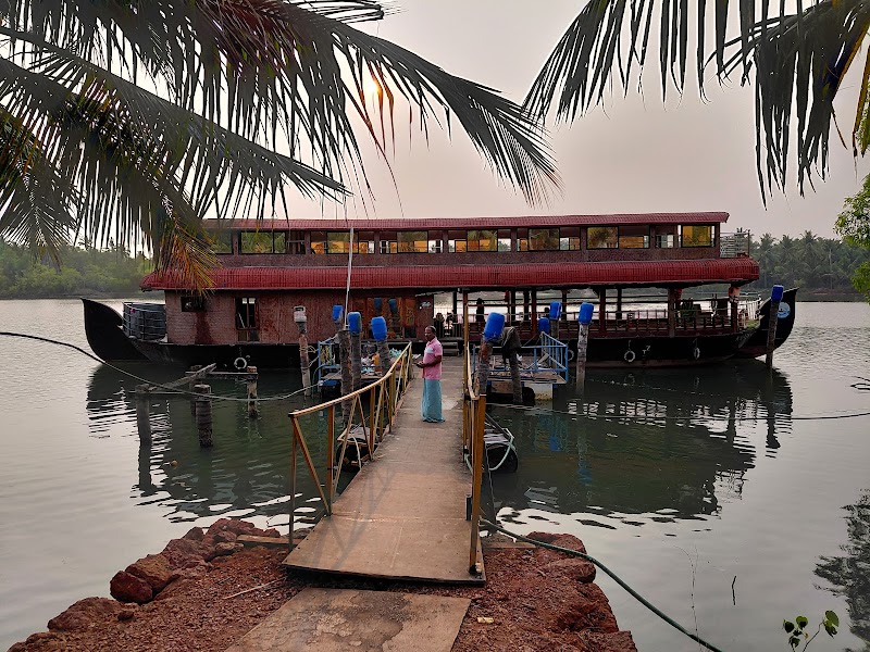 Houseboat Nileshwar - Houseboat Nileshwar, Kottappuram, Houseboat Nileshwar_Kottappuram, Bridge, Nileshwar, Kerala 671314, India