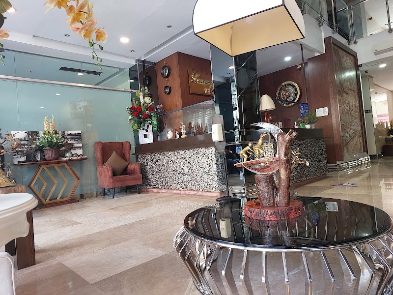 Luxury Suites Hotel - Luxury Suites Hotel tcs building, Burgos St, Downtown, Tacloban City, 6500 Leyte, Philippines