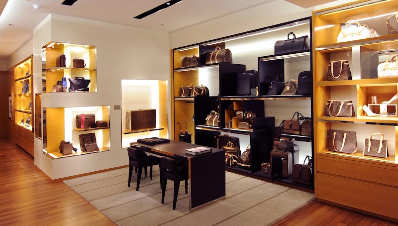 Louis Vuitton Nordstrom Chicago - Louis Vuitton Nordstrom Chicago 55 E Grand Ave, Chicago, IL 60611, USA