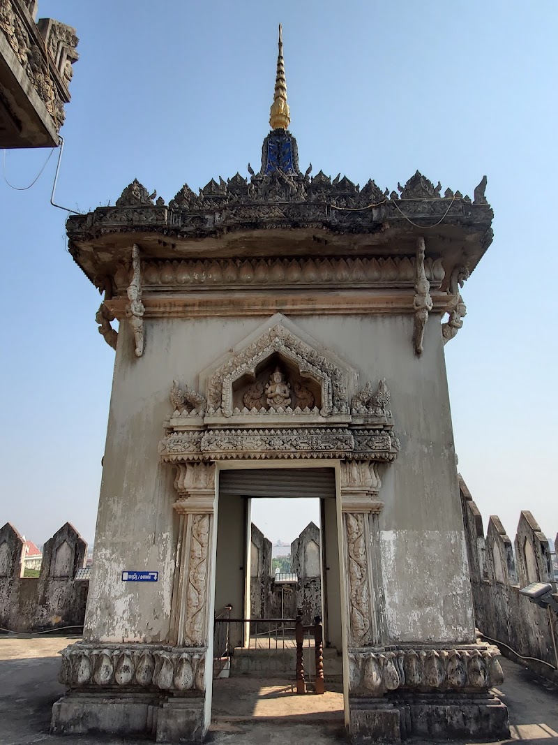 Patuxai - Patuxai, Ave Lane Xang, Vientiane, Laos