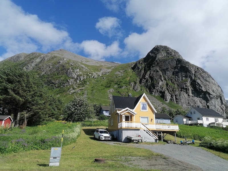 Nubben Respite Viewpoint - Nubben Respite Viewpoint, Flakstadveien 498, 8380 Ramberg, Norway