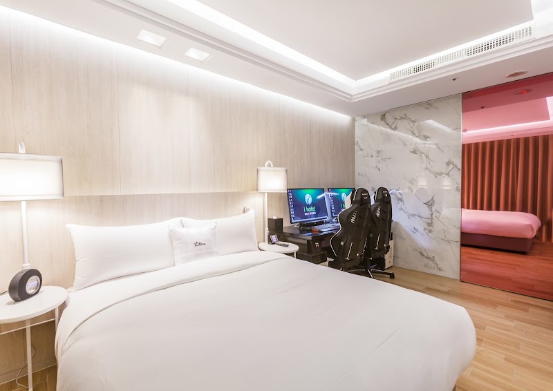 i hotel電競時租旅館 - i hotel電競時租旅館 320, Taiwan, Taoyuan City, Zhongli District, Xingnan Village, Section 1, Zhongmei Rd, 18號5樓