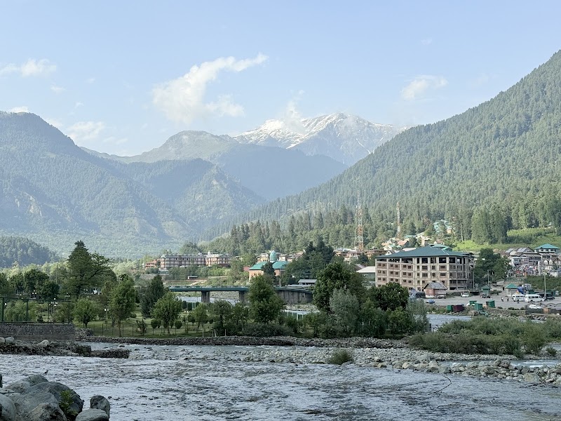Kashmir Travelscape - Kashmir Travelscape, Shah Complex, Ompura, 191111