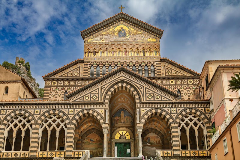 Rome Local Experience - Golf Cart Tours - Rome Local Experience - Golf Cart Tours, Via di S. Francesco a Ripa, 129, 00153 Roma RM, Italy