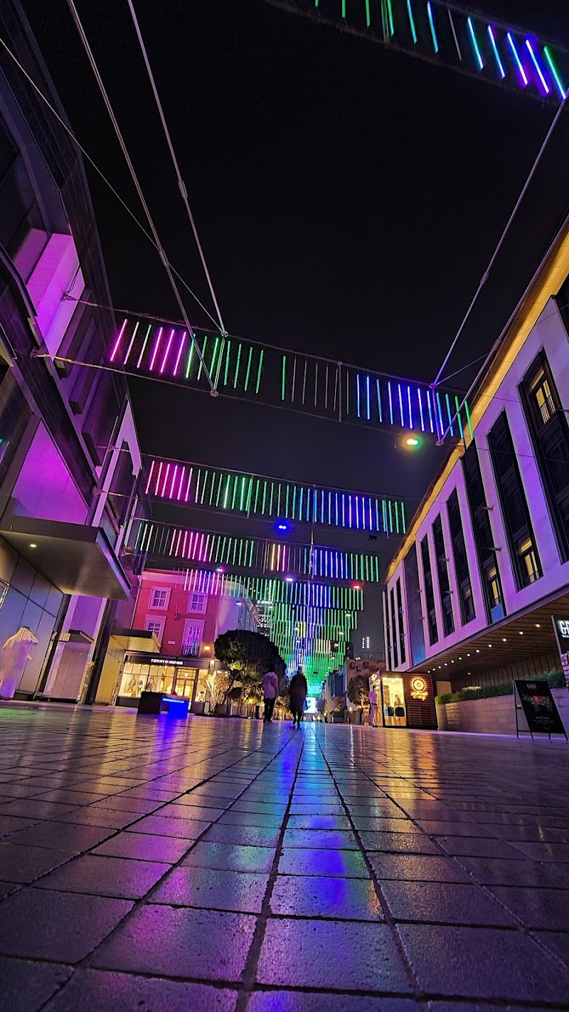 City Walk - City Walk, Al Safa St - Al Wasl - Dubai - United Arab Emirates