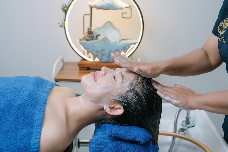 Sea Massage Phuket - Sea Massage Phuket, 11 Thanon Dibuk Old Phuket Town, Tambon Talat Yai, Amphoe Mueang Phuket, Chang Wat Phuket 83000, Thailand