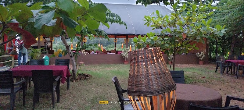Monkey Paradise cafe