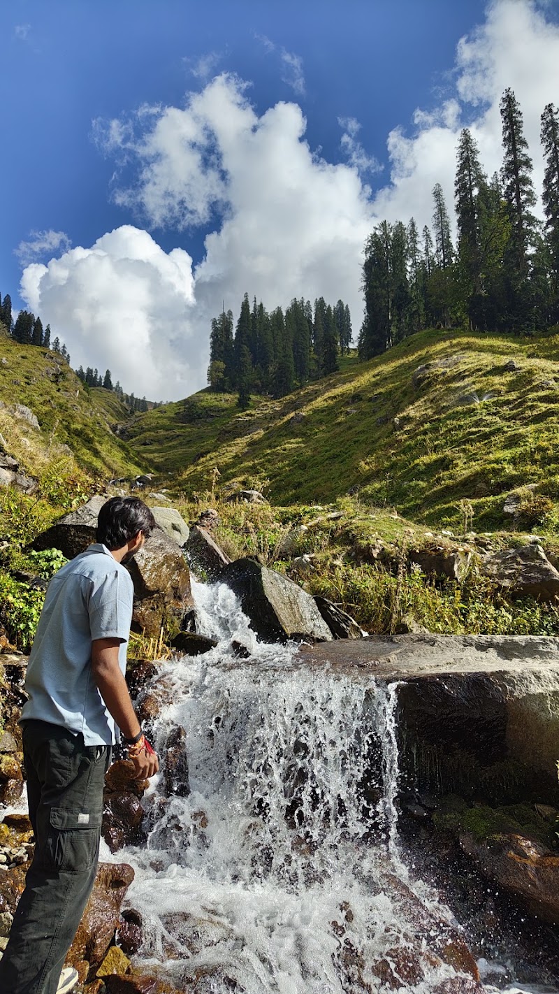 Sethan Waterfall - Sethan Waterfall, 763Q+37, Bashisht, Himachal Pradesh 175143, India