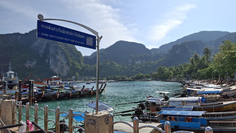 Ao Ton Sai Pier - Ao Ton Sai Pier Moo 7, Phi Phi Island Amphoe Mueang Krabi, Chang Wat Krabi 81000, Thailand