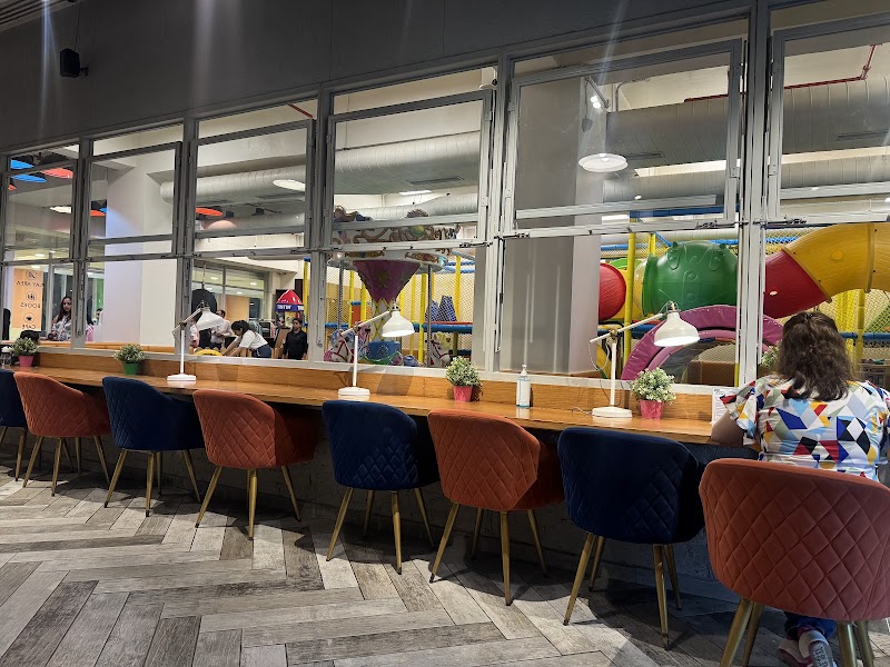 Another Fine Day Cafe - Another Fine Day Cafe Level 1, South Point Mall, Golf Course Rd, DLF Phase 5, Sector 53, Gurugram, Haryana 122011, India