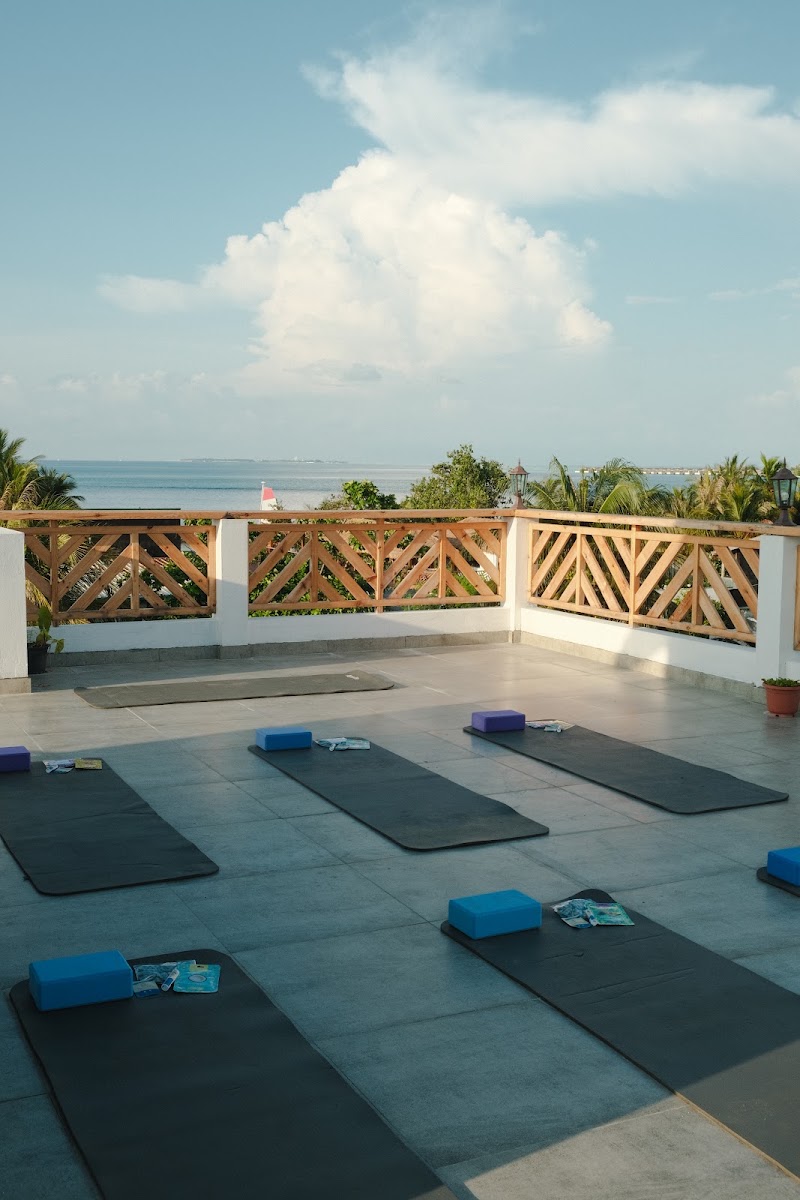 Akiri Surf Retreat - Akiri Surf Retreat Dhanduthere magu Thulusdhoo, Thulusdhoo 08040, Maldives