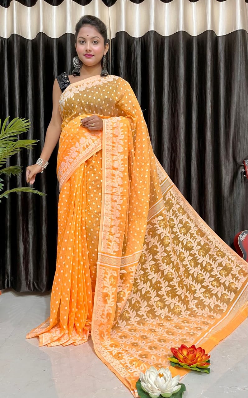 Vineshaa Fashion Store & Boutique (The Bespoke Boutique in Gurugram) - Vineshaa Fashion Store & Boutique (The Bespoke Boutique in Gurugram) Shop No. 12, Kataria Complex, opposite Ramprastha City, Sector 37D, Gurugram, Haryana 122006, India