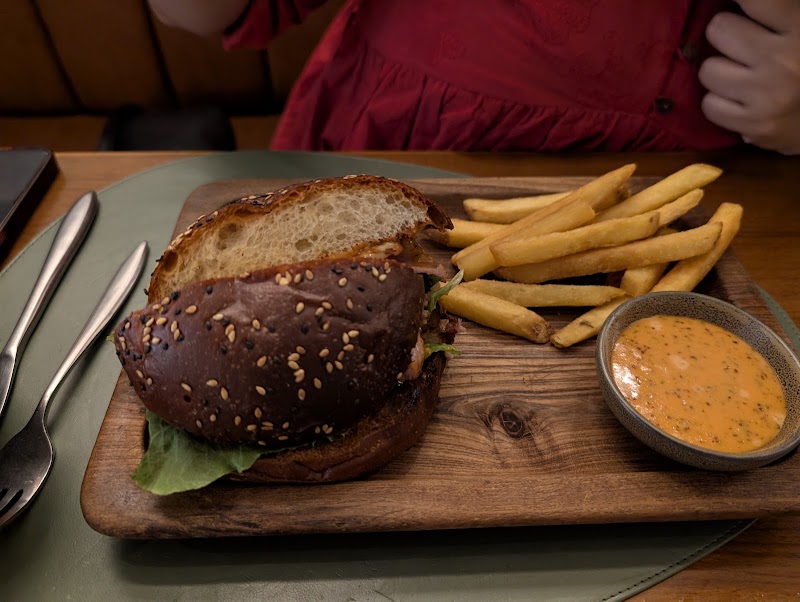 PLATS RESTAURANT - PLATS RESTAURANT C- 51 ground floor, Shivalik Rd, Block C, Shivalik Colony, Malviya Nagar, New Delhi, Delhi 110017, India