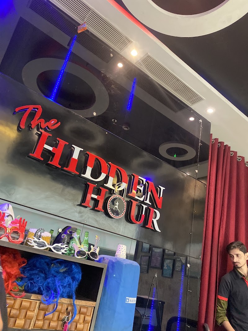 The Hidden Hour Gurugram (MGF Metropolis Mall) - Mystery Escape Rooms - The Hidden Hour Gurugram (MGF Metropolis Mall) - Mystery Escape Rooms 2nd floor, MGF Metropolis Mall, near Lifestyle, Sector 28, Maruti Housing Colony, Gurugram, Haryana 122009, India