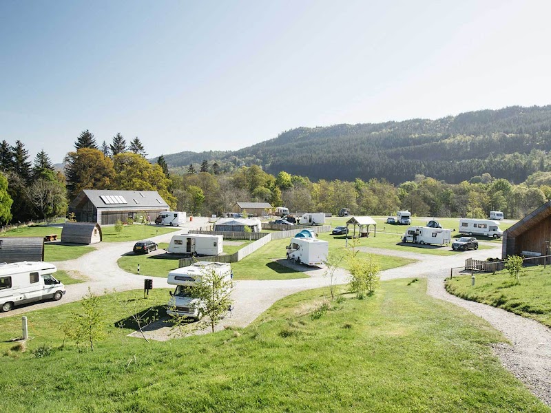 Loch Ness Shores Camping and Caravanning Club Site - Loch Ness Shores Camping and Caravanning Club Site Monument Park Lower, Foyers, Inverness IV2 6YH, UK