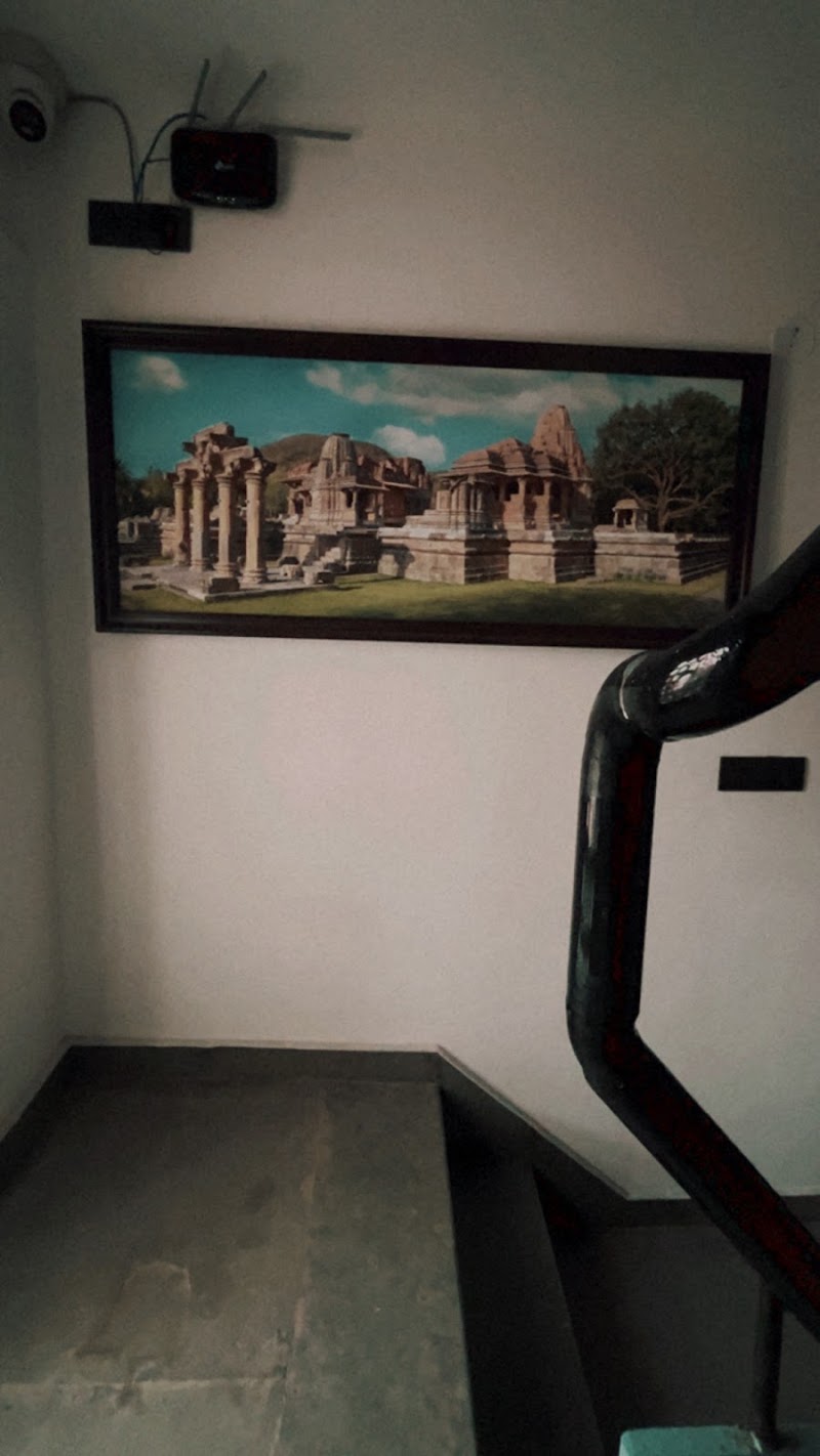 Dakshina Haveli - Dakshina Haveli HMJJ+VXG, Chand Pole, Udaipur, Rajasthan 313001, India