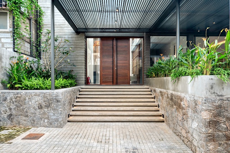 Taprobane House