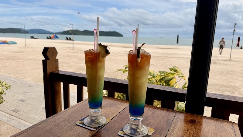 Kalut Cafe And Bar - Kalut Cafe And Bar, 2, Jalan Pantai Chenang, Kampung Lubok Buaya, 07000 Langkawi, Kedah, Malaysia