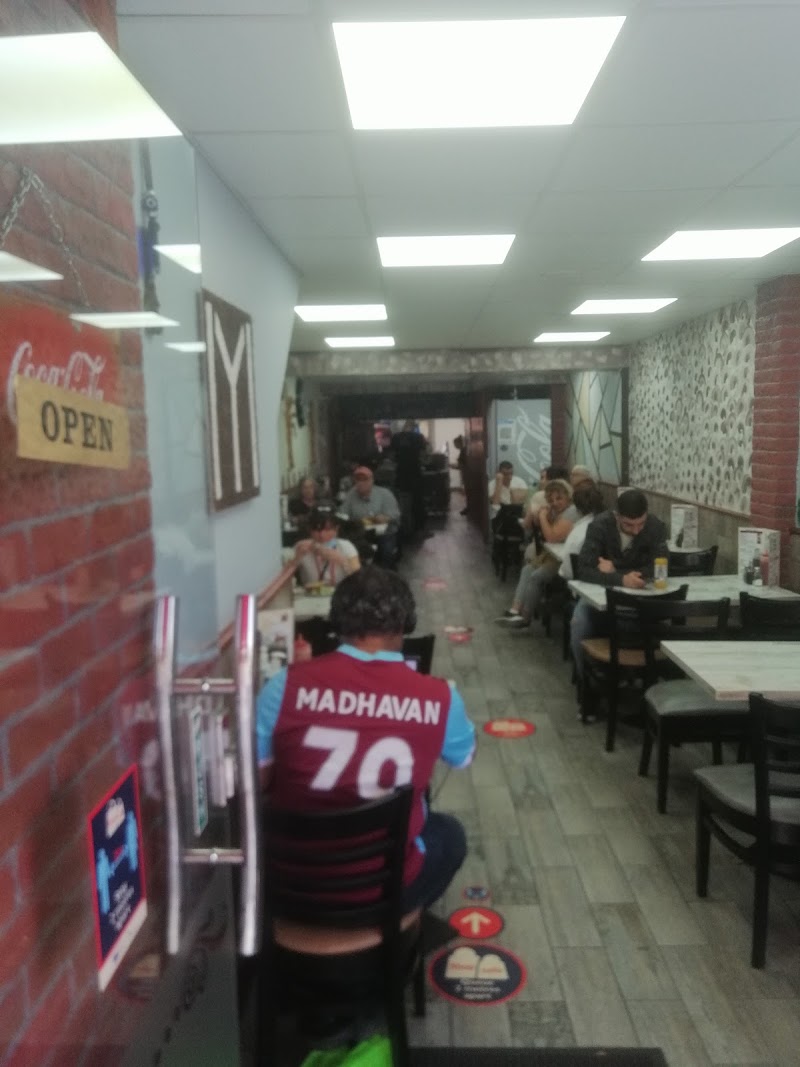 Aunt Sallys Cafe - Aunt Sallys Cafe 14 Pilgrims Way, London E6 1HW, UK
