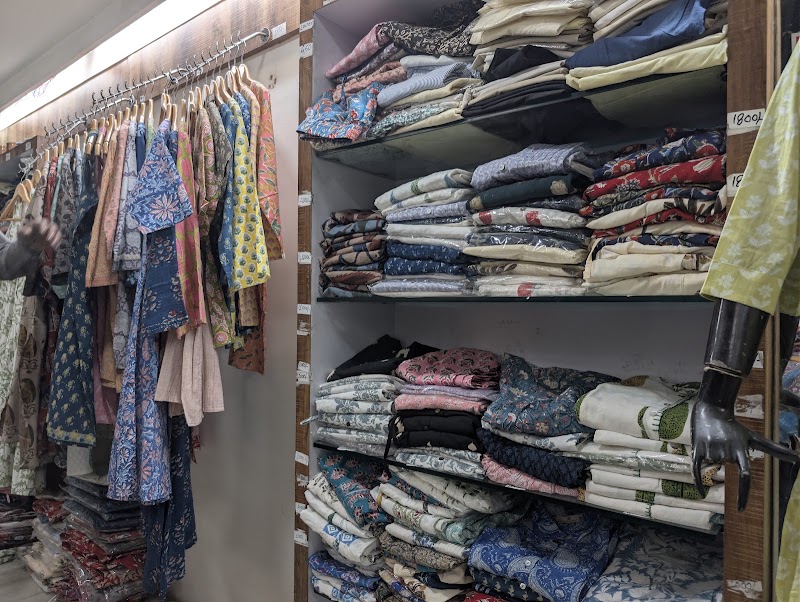 Good Hand Jaipur - Good Hand Jaipur 31, Bapu Bazaar, Bapu Bazar, Biseswarji, Jaipur, Jaipur Nagar Nigam Area, Rajasthan 302003, India