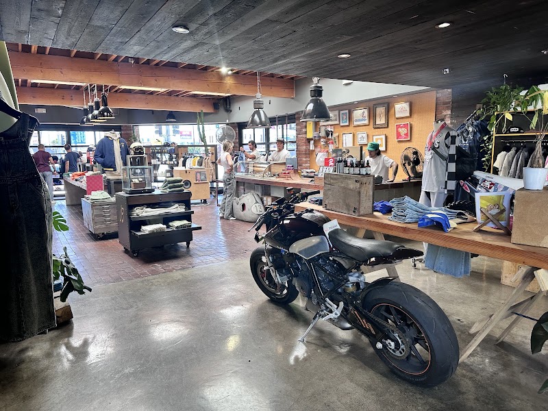 Deus Ex Machina - Emporium Of Post Modern Activities - Deus Ex Machina - Emporium Of Post Modern Activities, 1001 Venice Blvd., Venice, CA 90291, USA