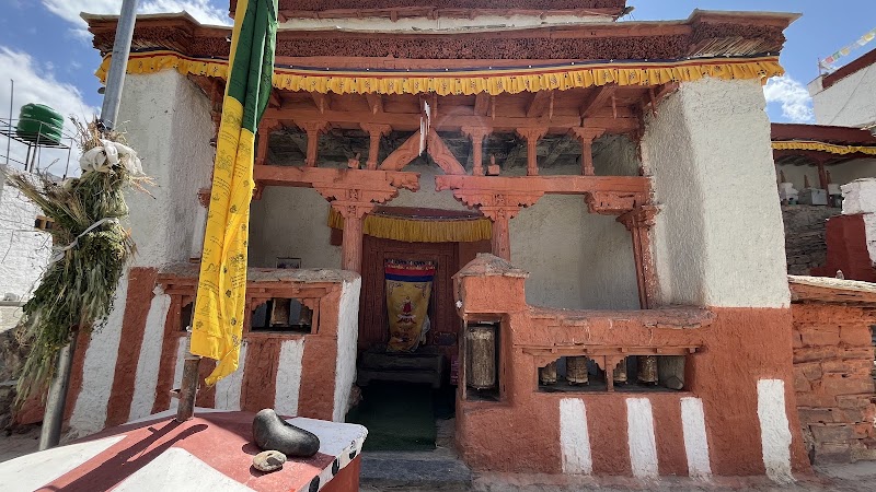 Statue of Wanla Lonpo "Tashi Norbu" - Statue of Wanla Lonpo "Tashi Norbu", 6RXJ+QFJ, Wanla, 194106