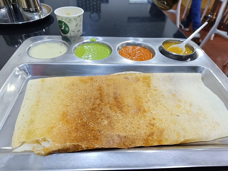 New Madras Vegeterian Restaurant - New Madras Vegeterian Restaurant 7898+M32 - Al Rigga - Dubai - United Arab Emirates