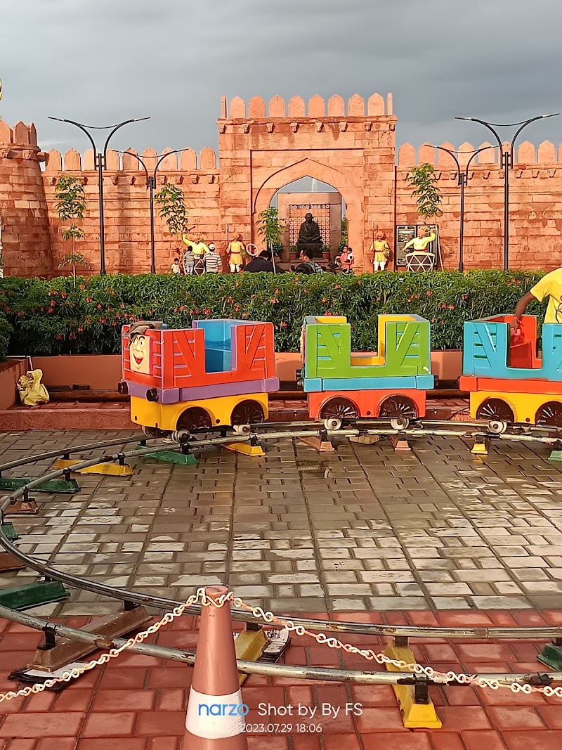 Freedom Park - Freedom Park, Railway, Station Rd, near Hospet, Hosapete, Karnataka 583201, India
