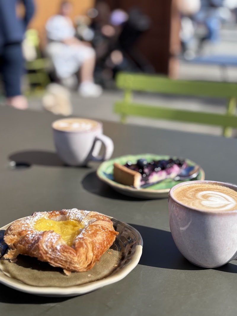 Huset Kafé - Huset Kafé, Idrettsgata 1, 8370 Leknes, Norway