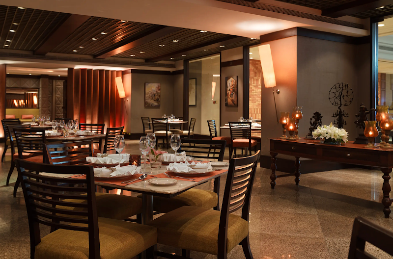 Masala Bay - Masala Bay Taj Lands End, B.J. Rd, near Lands End Garden, Mount Mary, Bandra West, Mumbai, Maharashtra 400050, India