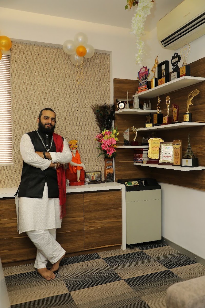 Vaibhav Jani - Shastriji - Vaibhav Jani - Shastriji, C-20, 705, SaiKripa SOC, Borasala Rd, Charkop, Sector 7, RDP 8, Sector 7, Kandivali West, Mumbai, Maharashtra 400067, India