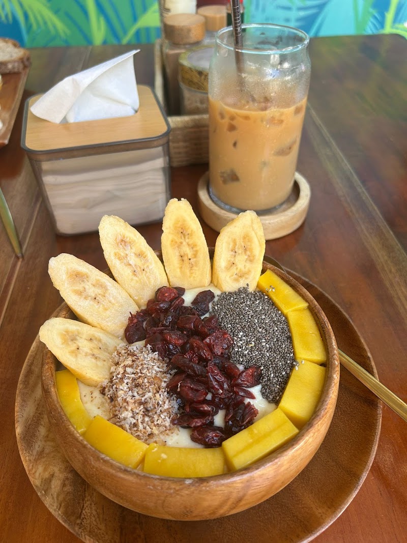 Chief Mau Moalboal Hostel & Cafe - Chief Mau Moalboal Hostel & Cafe Panagsama Beach, Moalboal, 6032 Cebu, Philippines