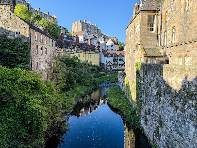 Dean Village – Riverside Hamlet & Water of Leith Walk
