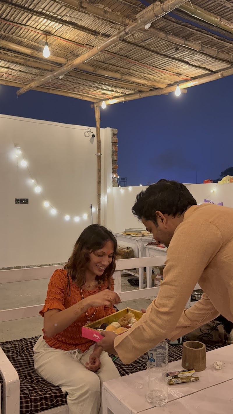 Sair Hostel - 100m from Assi Ghat - Sair Hostel - 100m from Assi Ghat B-30/252, Nagwa Rd, Near Assi Ghat, Dumraon Colony, Varanasi, Uttar Pradesh 221005, India
