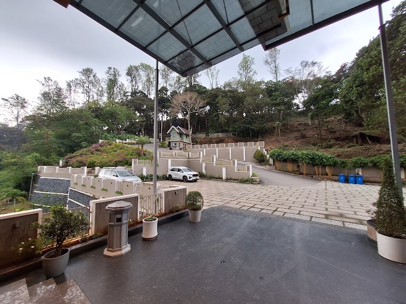 Golden Munnar Palace By Hawk Hospitality - Golden Munnar Palace By Hawk Hospitality 9/15, Chithirapuram Powerhouse Road, Chithirapuram, Kerala 685565, India