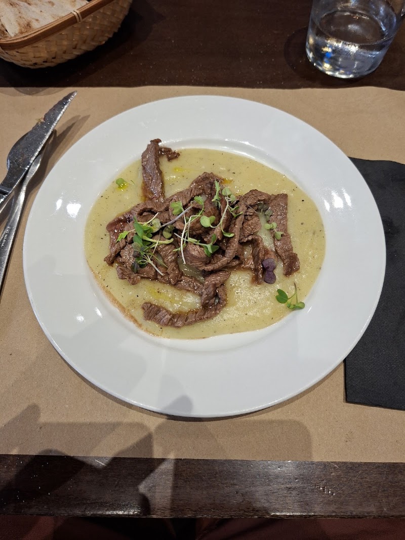 L'Estació Espai Gastronòmic - L'Estació Espai Gastronòmic, Av. del Marquès de l'Argentera, 6, 8, Ciutat Vella, 08002 Barcelona, Spain