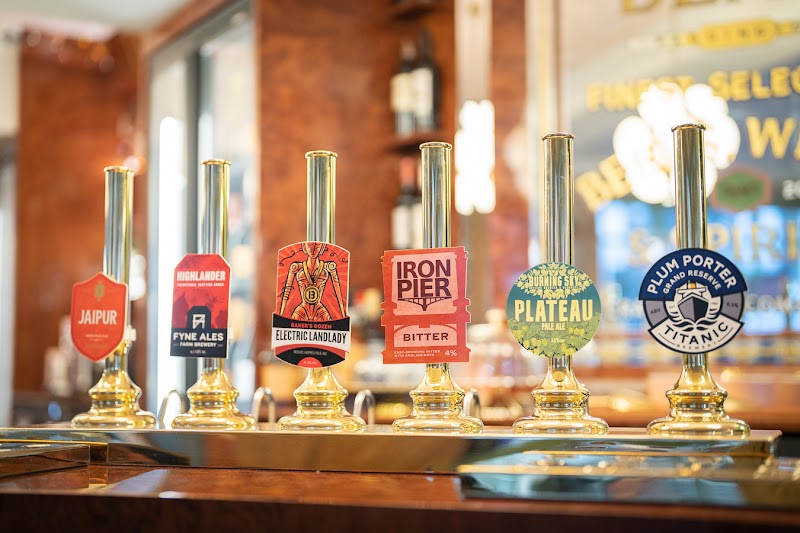 The Bear Pub - The Bear Pub 29 Spring St, Tyburnia, London W2 1JA, UK